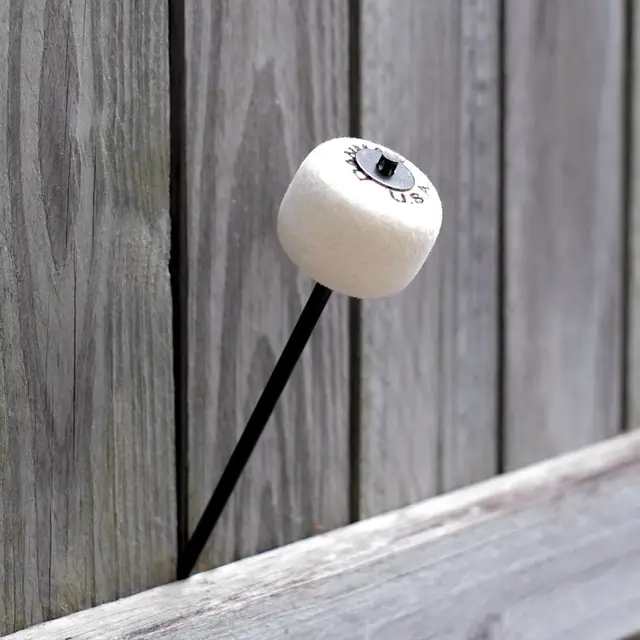 Danmar Classic Beater (White or Black)