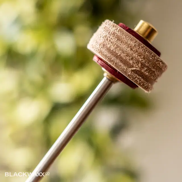 Dragonfly Beater · Hard Leather