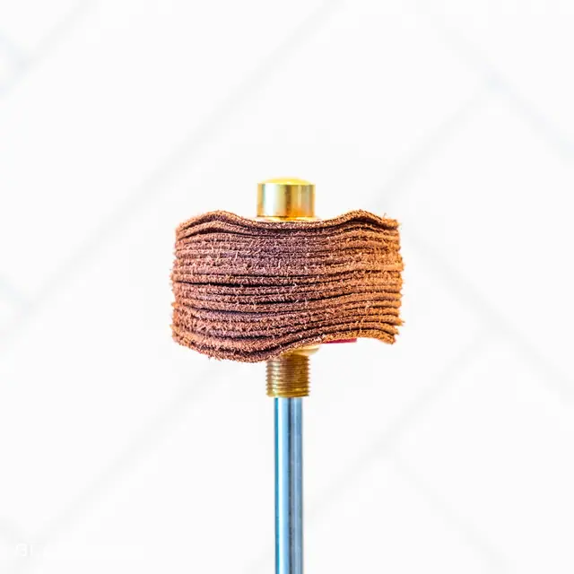 Dragonfly Beater · Suede Kick