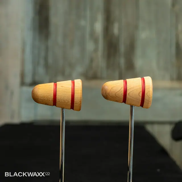 Low Boy Standard Beater · Natural w/ Red Stripes