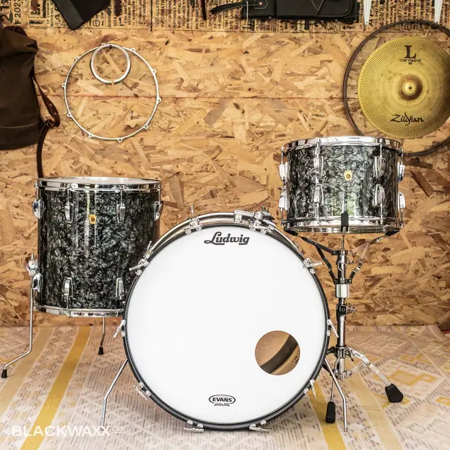 Ludwig Super Classic · 22, 13, 16 · Black Diamond Pearl