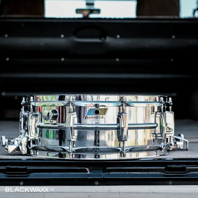 Ludwig Supraphonic Super Sensitive 14x5 · 70's (Pointed Blue Olive Badge)